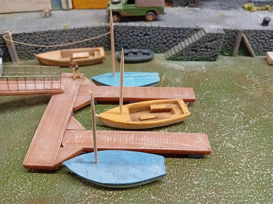 1:76 SAIL BOAT