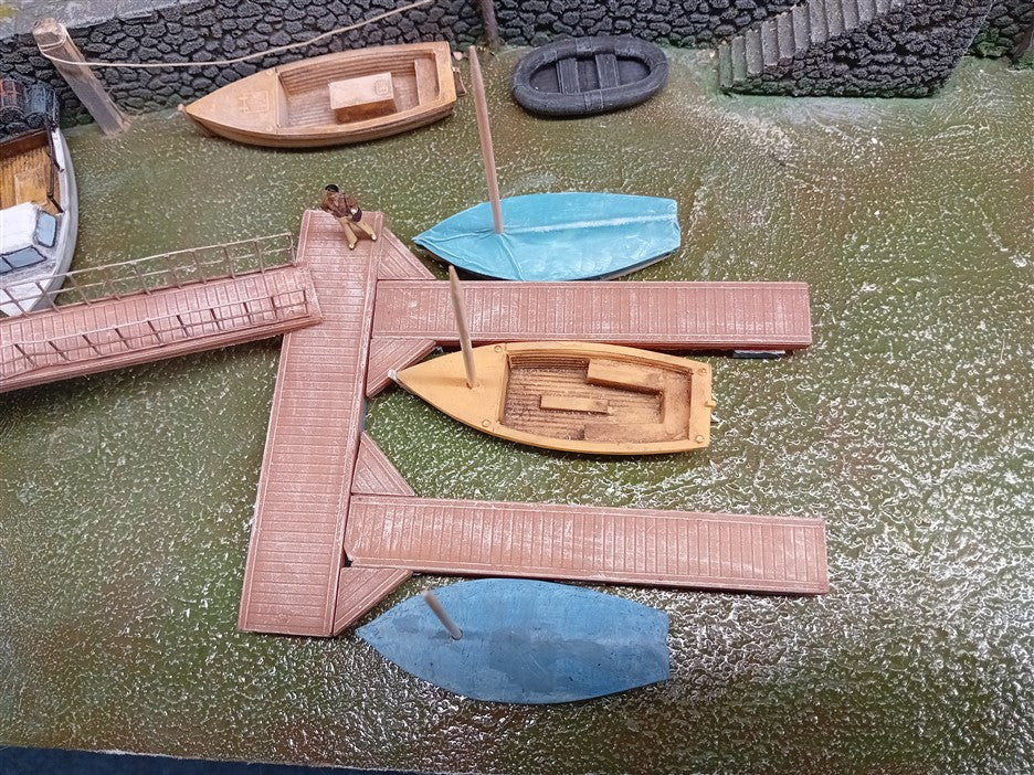 1:76 SAIL BOAT