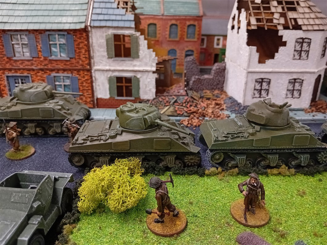 28mm BATTLEPACK M4A4 SHERMAN X 3