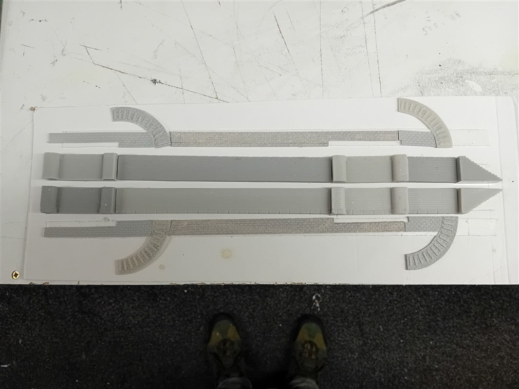 1:76  CANAL LOCK SET (not suitable for beginners)