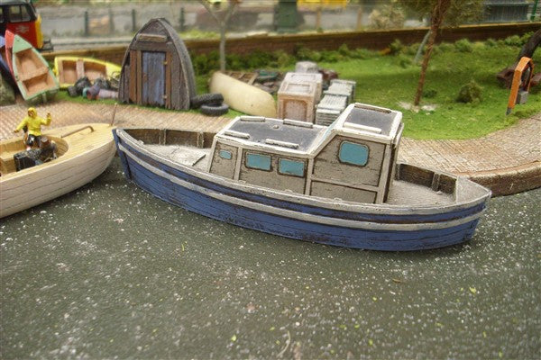 1:76 CABIN CRUISER WHEELHOUSE
