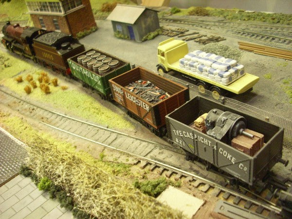 1:76 GENERATOR LOAD