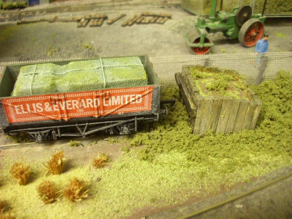 1:72 BATTLE PACK 'D' COVERD SUPPLIES