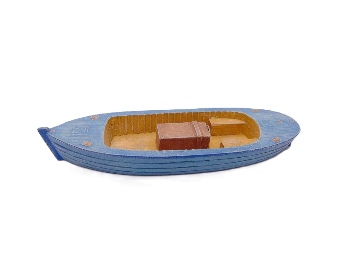 1:76 DIESEL ENGINED COASTAL FISHING BOAT