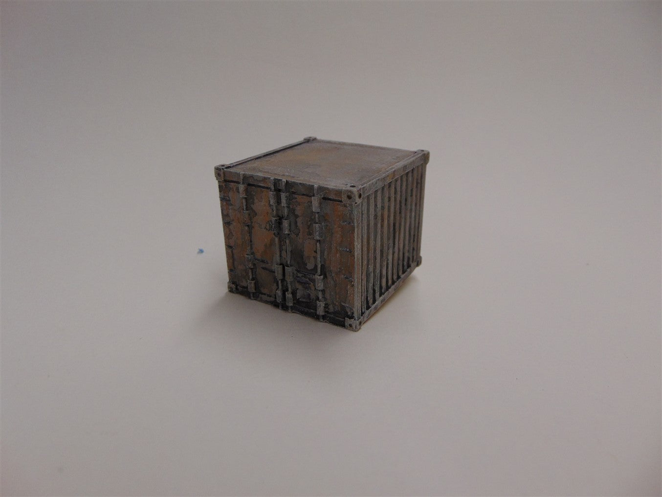 1:72 10ft SHIPPING CONTAINER (pack of 2 )