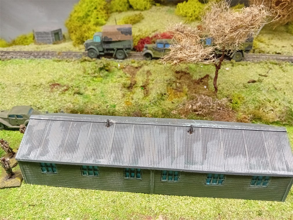 1:72 WOODEN BARRACKS BUILDING (NEW VERSION)