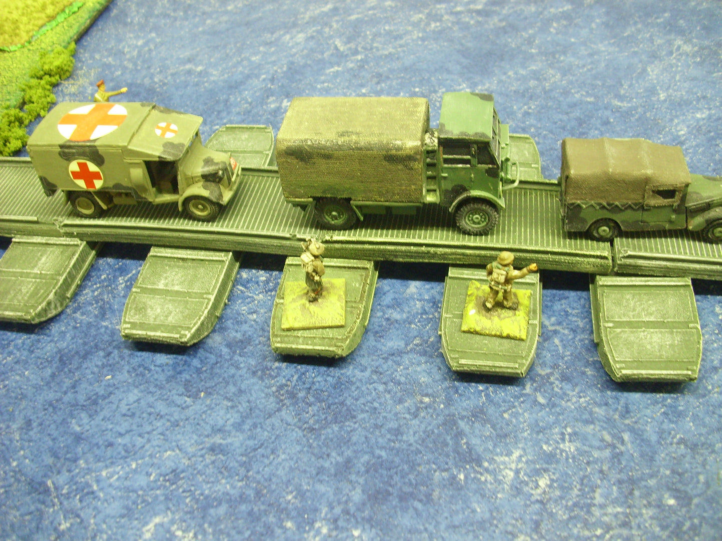 1:72 BRITISH WW2 PONTOON BOAT