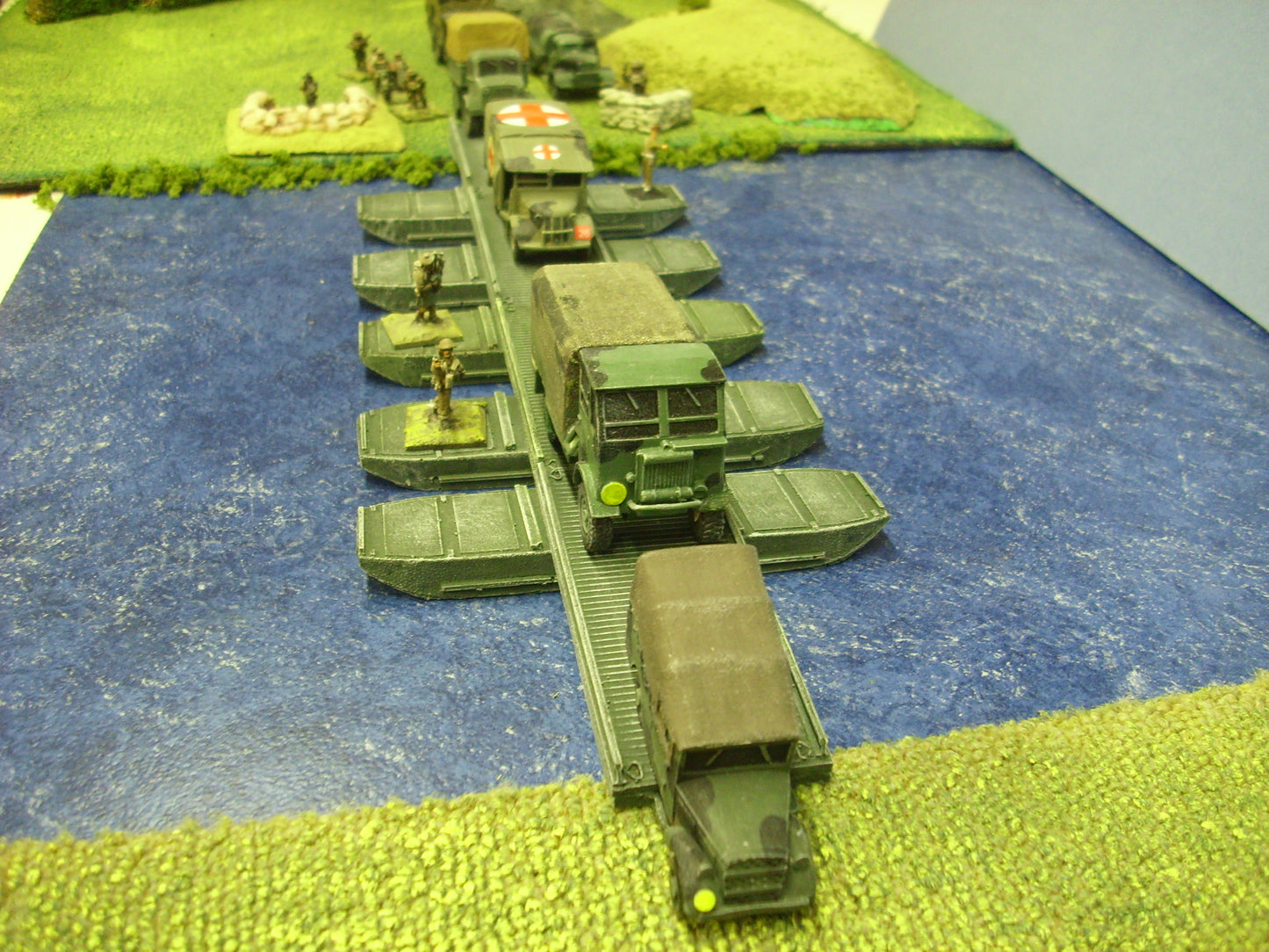 1:72 BRITISH WW2 PONTOON BOAT