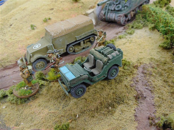 28mm M2A1 HALF TRACK WITH TILT