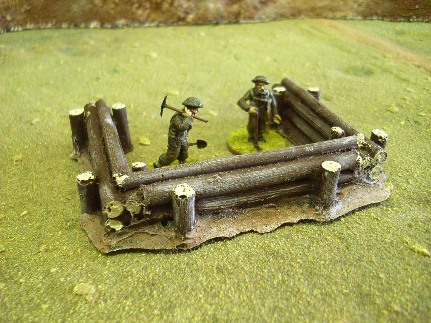 28mm FELLED LOG GUN EMPLACEMENT