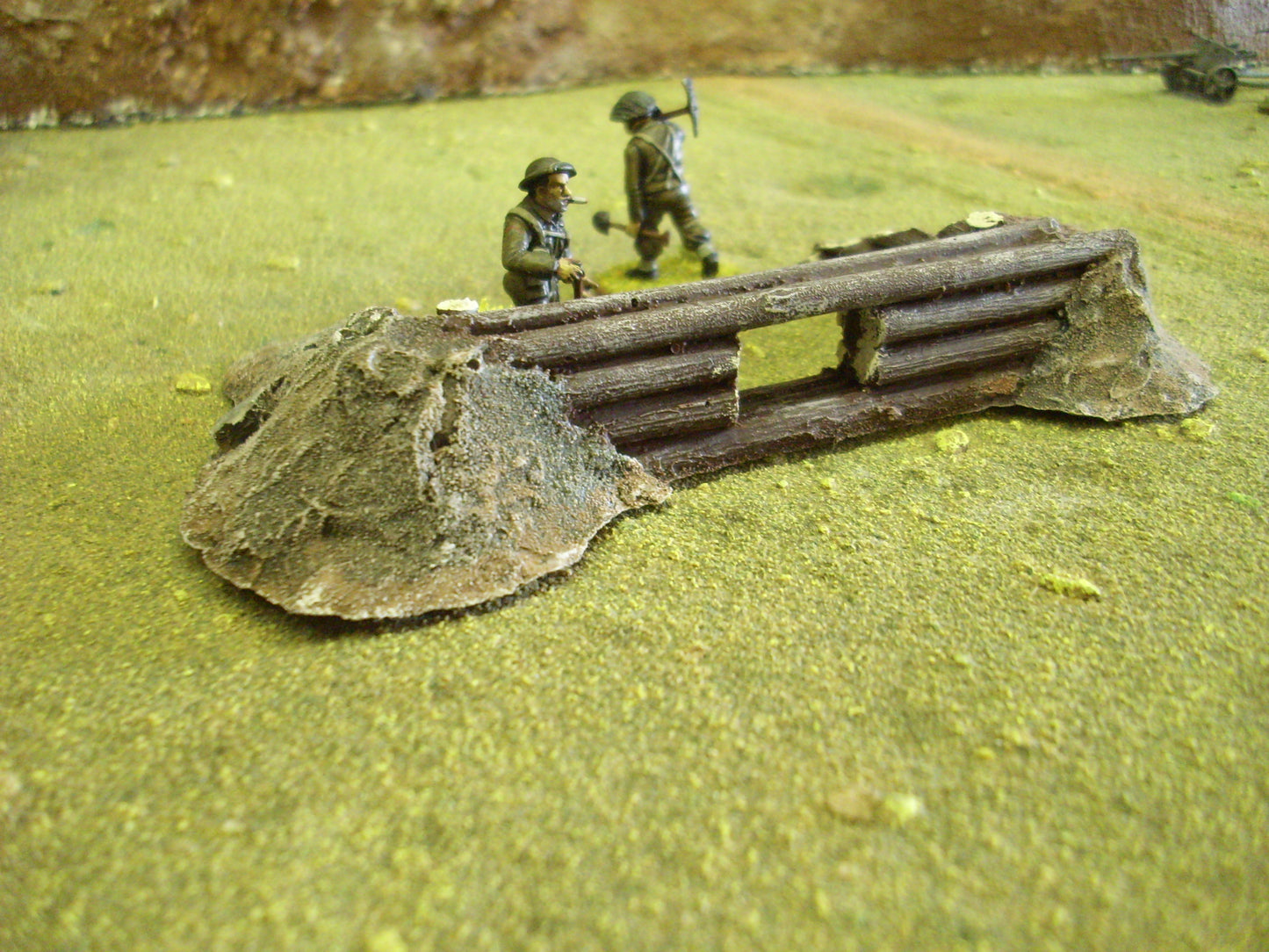 28mm LOG MACHINE GUN EMPLACEMENT