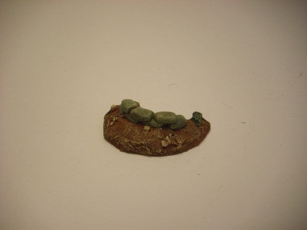28mm FOX HOLE/RIFLE PIT with 7 SANDBAGS