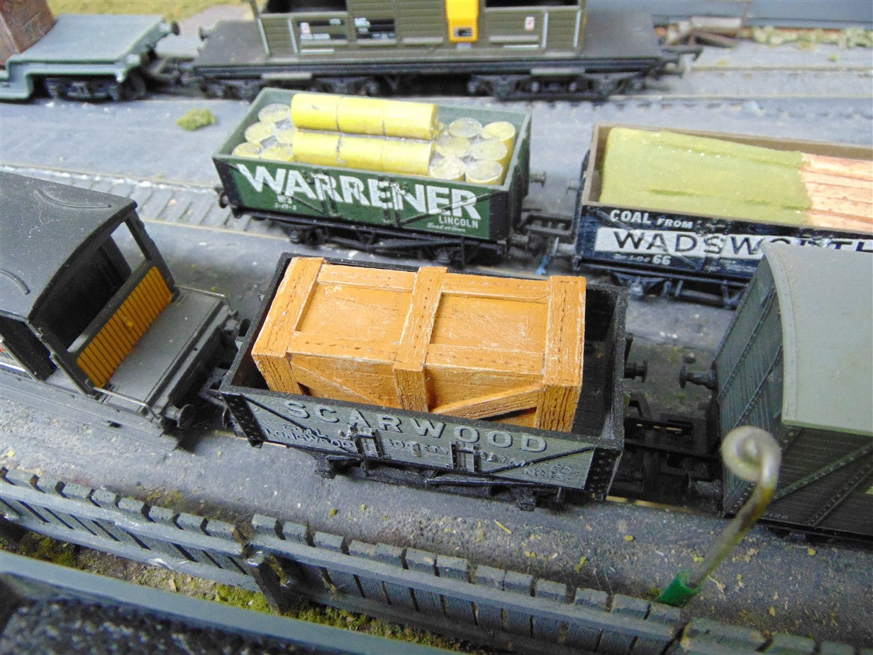 1:72 VERY LARGE CRATE