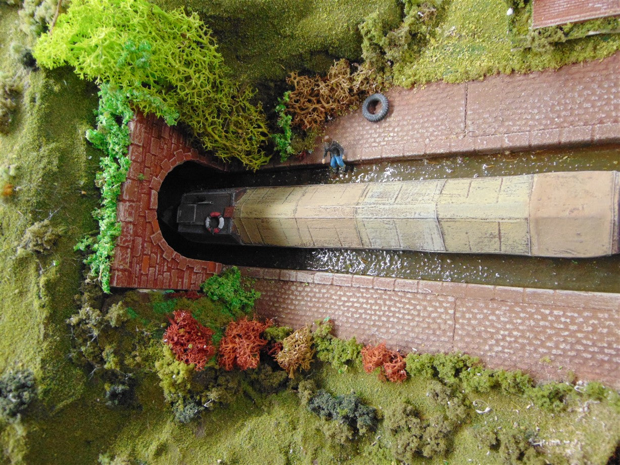 1:76 NARROW GUAGE TUNNEL MOUTH