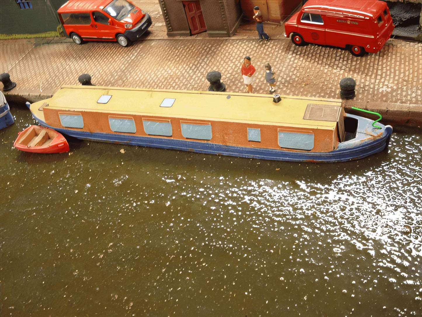 1:76 51.3ft CANAL HOUSEBOAT