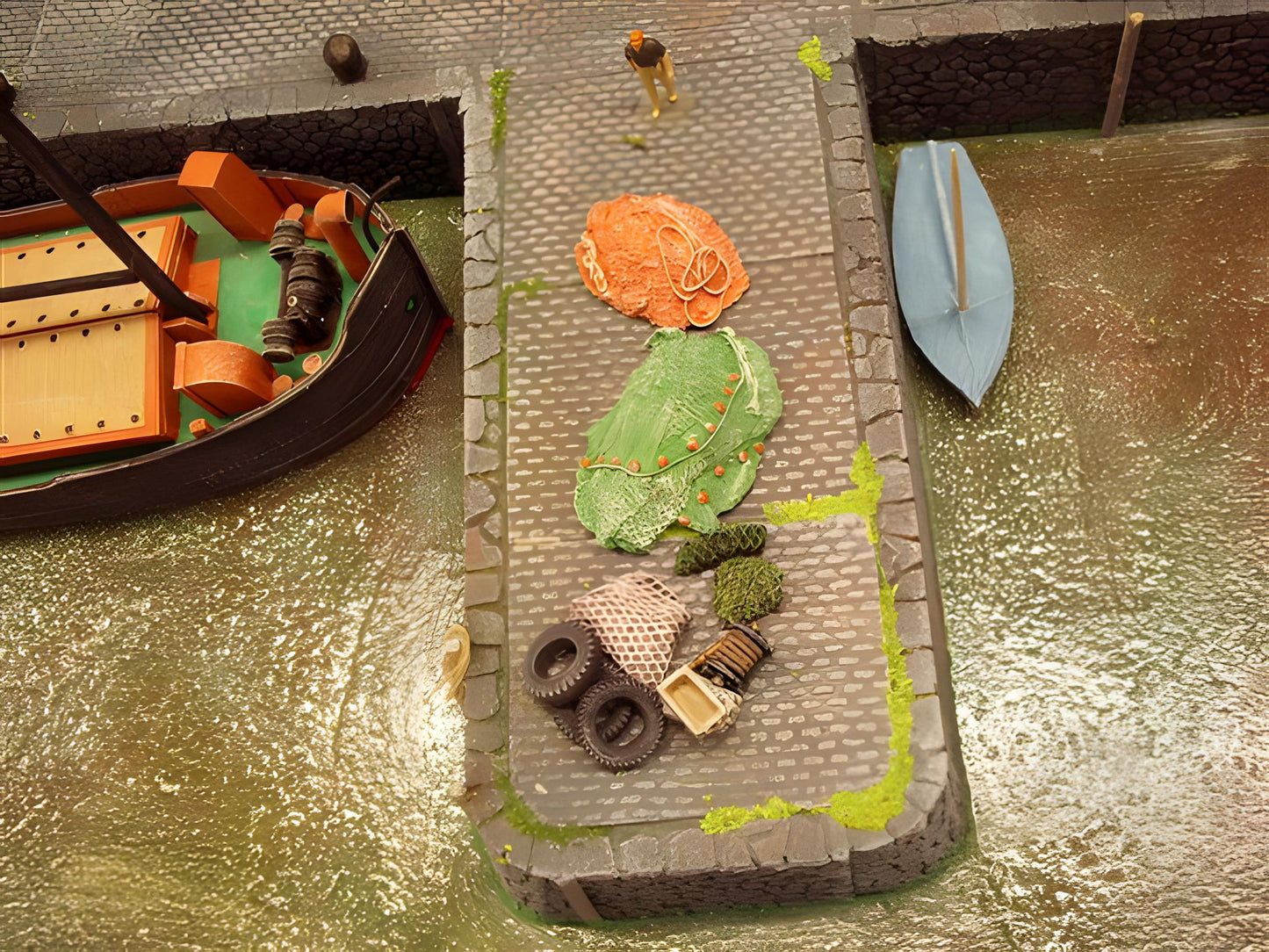 1:76 QUAY SIDE FISHING GEAR PILES x 2
