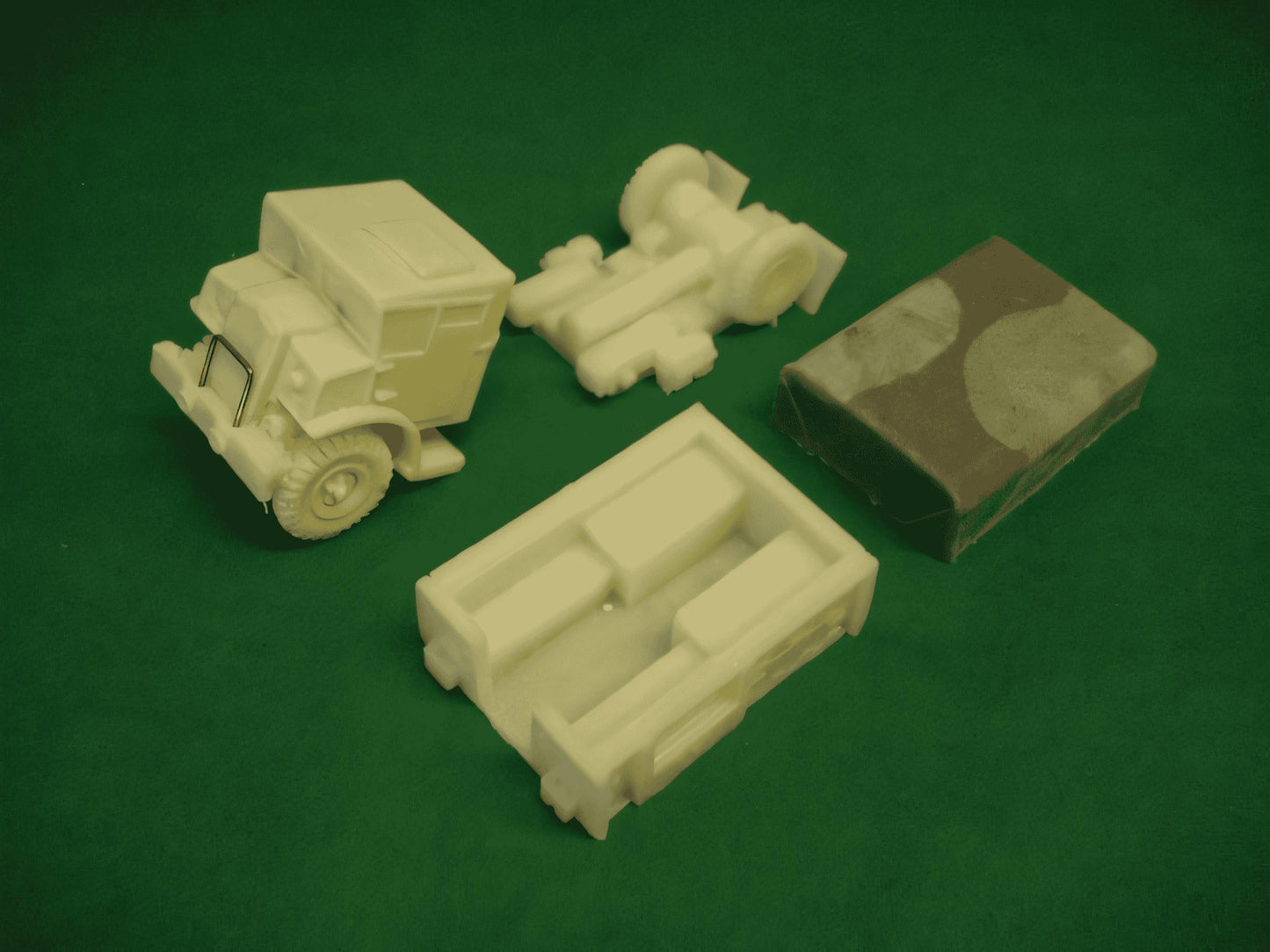 28mm FORD CMP F60S GUN TOW