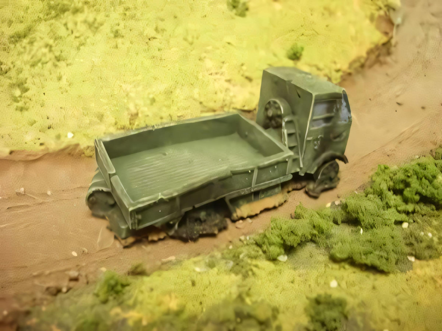 1:72 WRECKED WW2 BRITISH ALBION LORRY