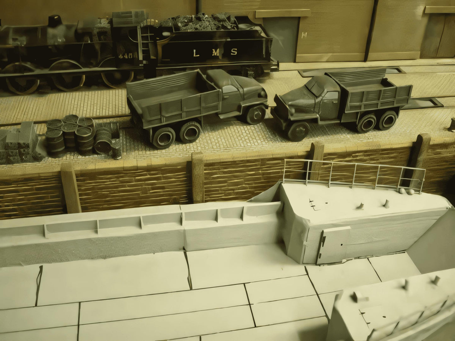 1:72 STUDEBAKER 6X6 TRUCK
