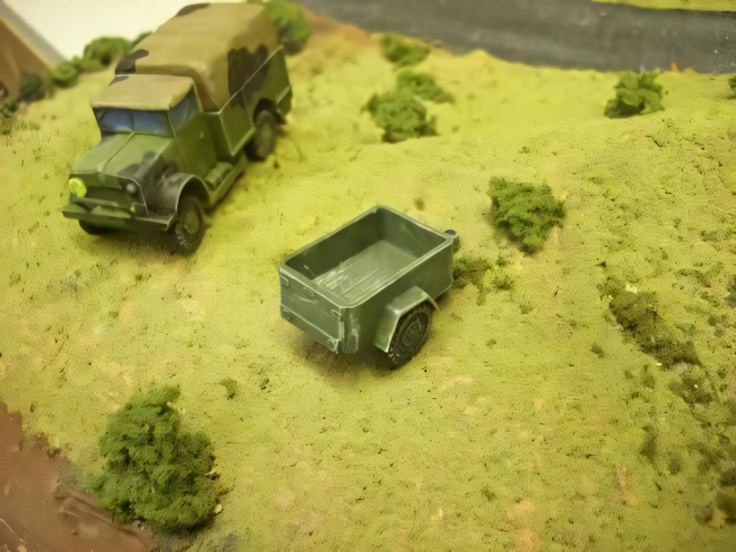 1:72  ½ TON TRAILER