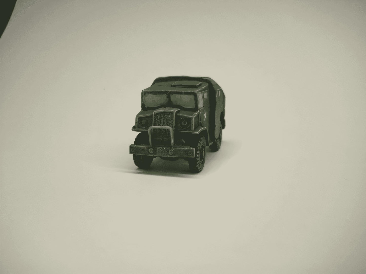 1:72 CMP QUAD ARTILLERY TRACTOR