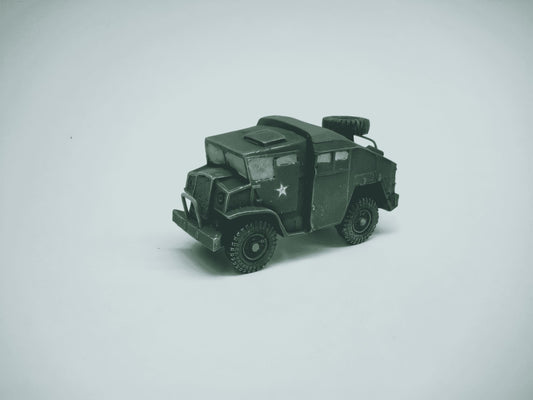 1:72  CMP QUAD ARTILLERY TRACTOR
