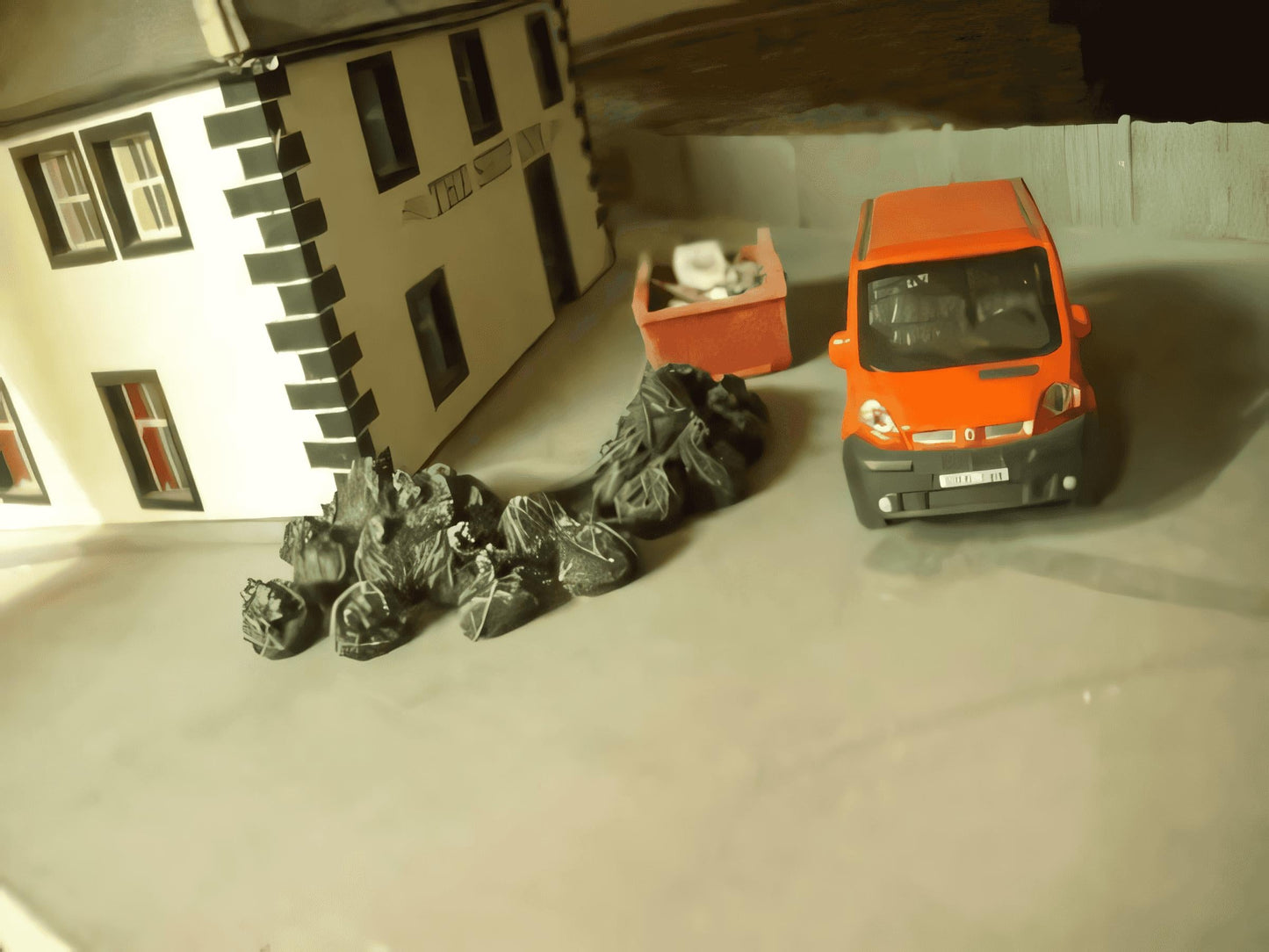 1:76 BLACK BIN BAGS