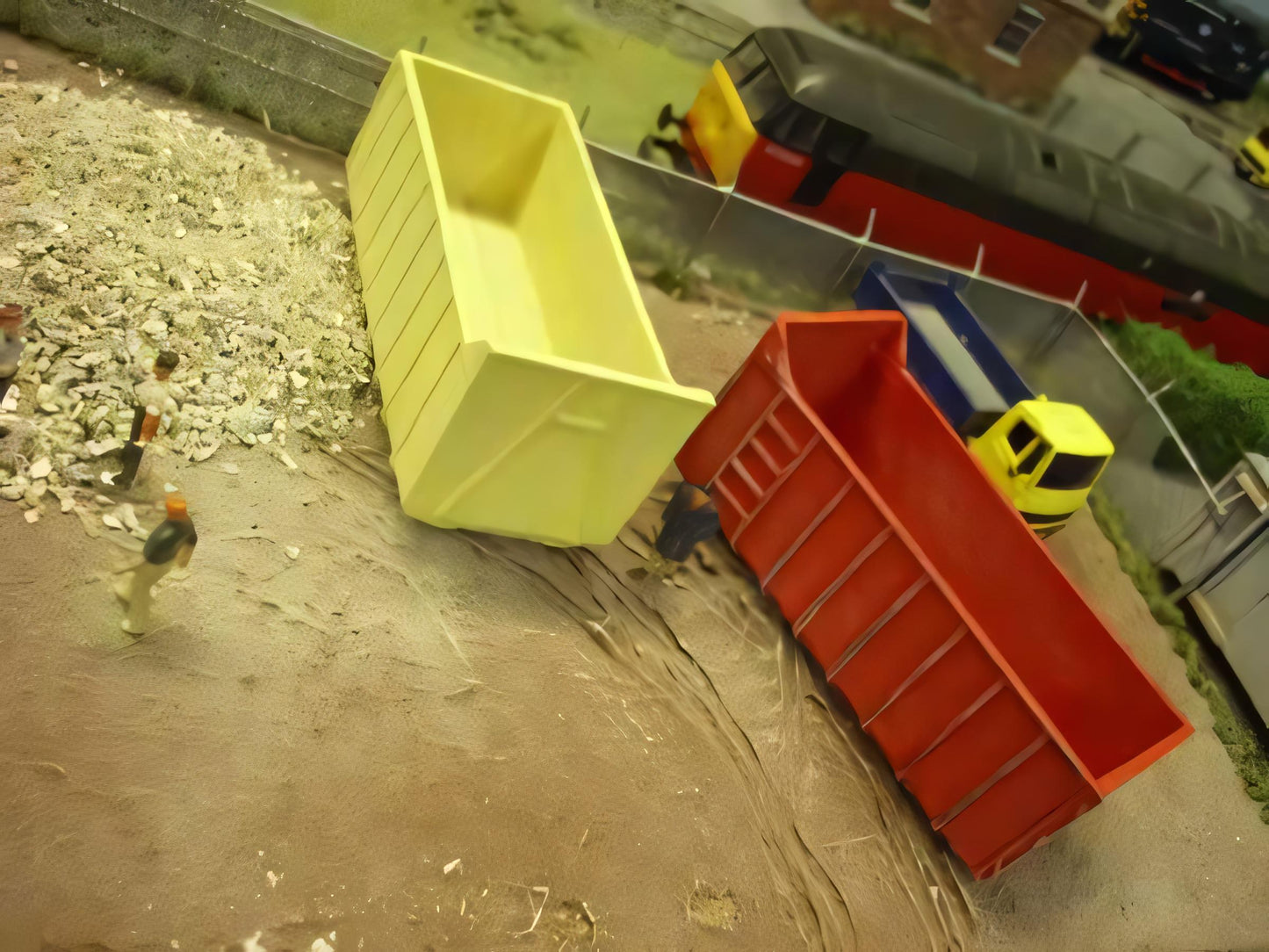 1:76 LARGE SKIP