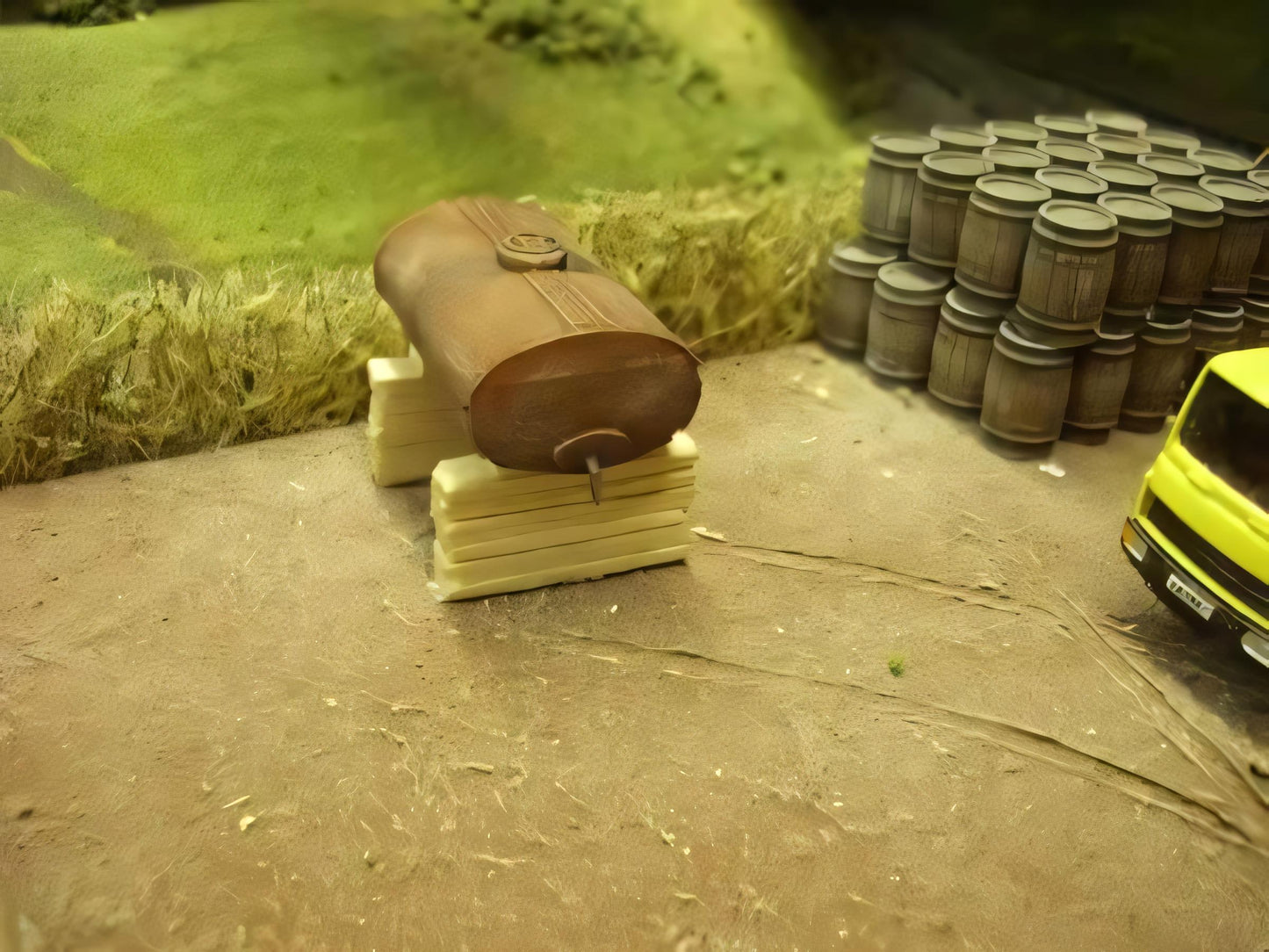 1:76 SMALL OVAL OIL TANK