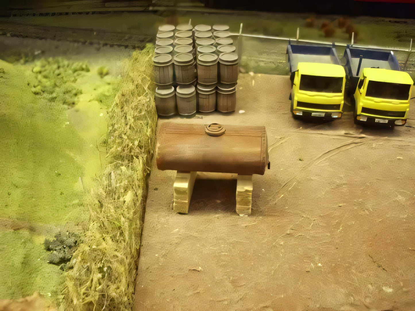 1:76 SMALL OVAL OIL TANK