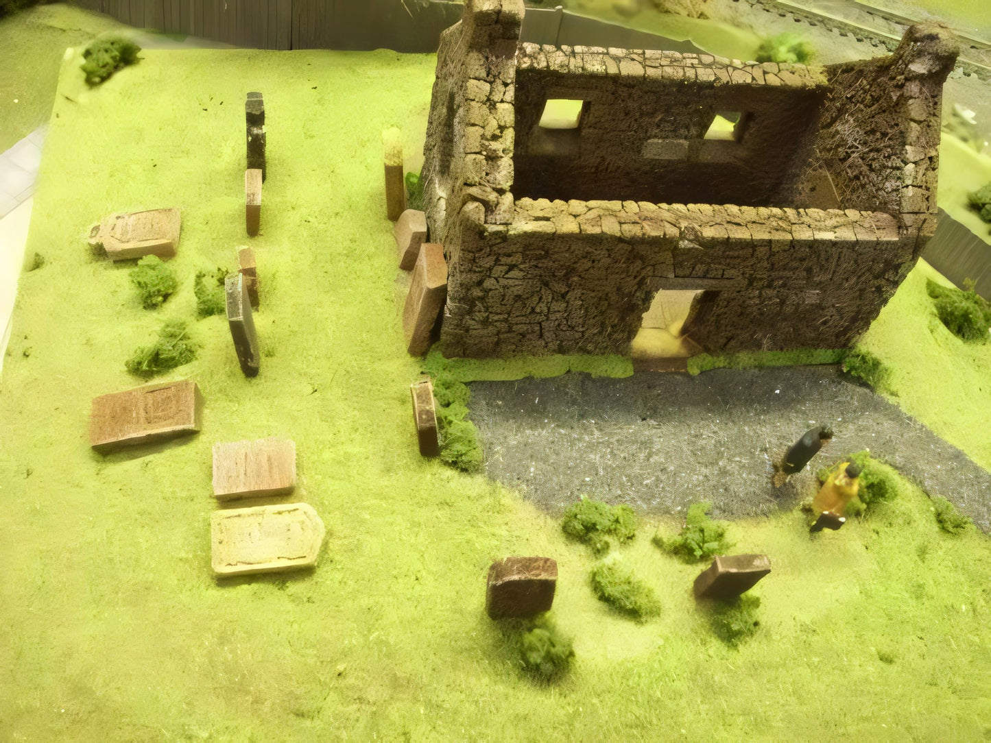 1:76 WEATHERED GRAVESTONES