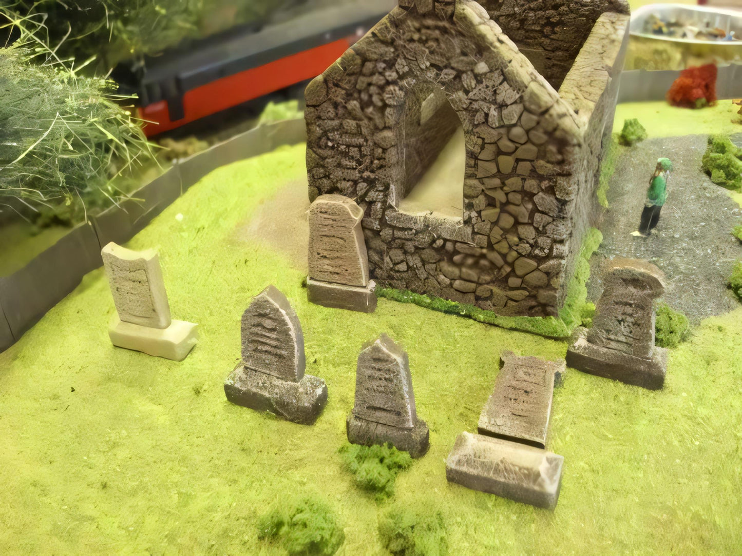 1:76 GRAVESTONES AND PLINTHS