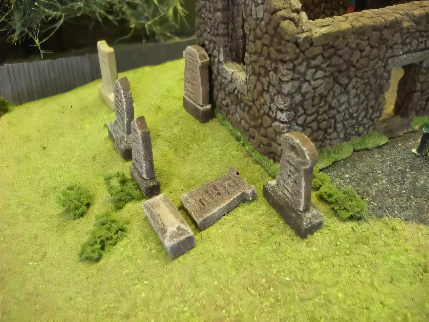 1:76 GRAVESTONES AND PLINTHS