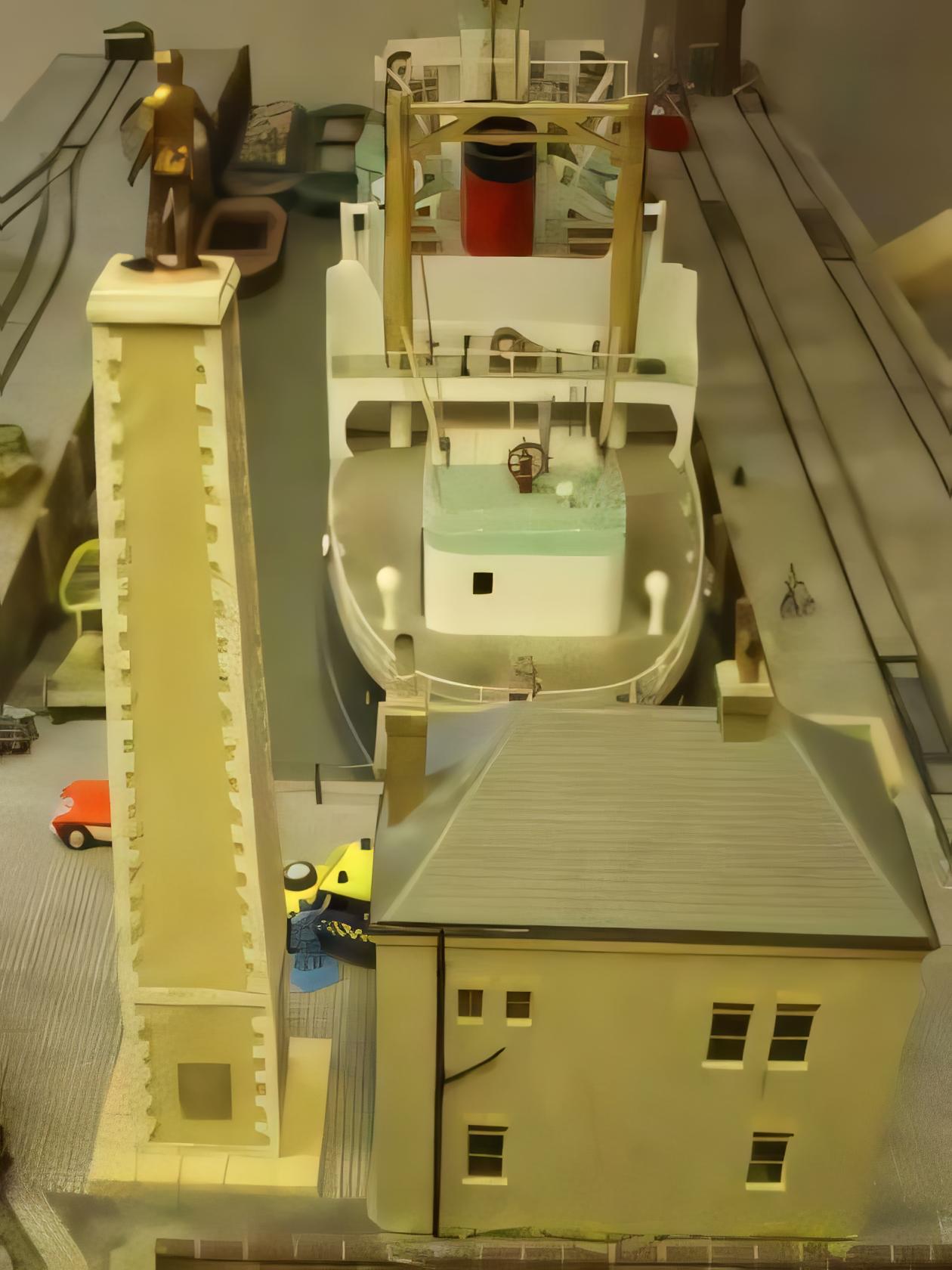 1:76 MONUMENT