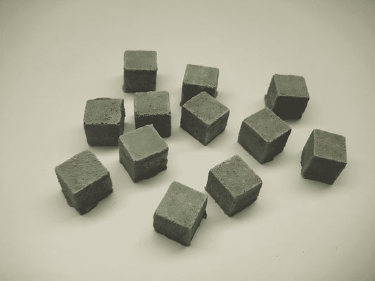 1:72  CONCRETE ANTI TANK CUBES x 12