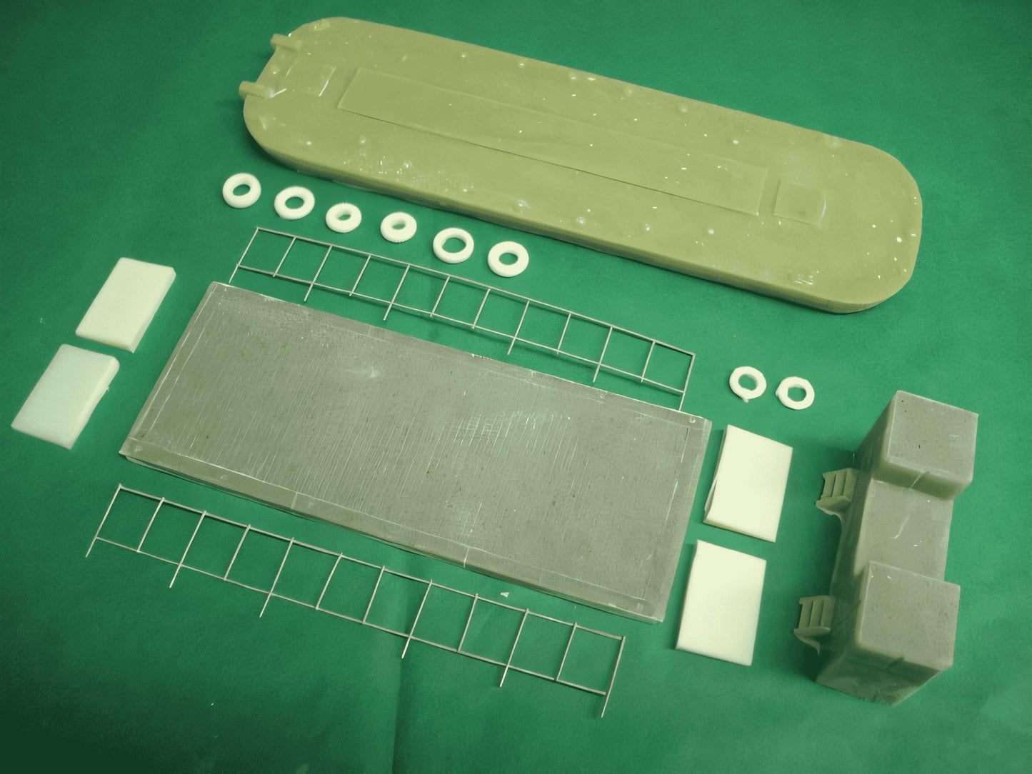 1:76 TURNTABLE FERRY FOR INTER ISLAND SERVICES