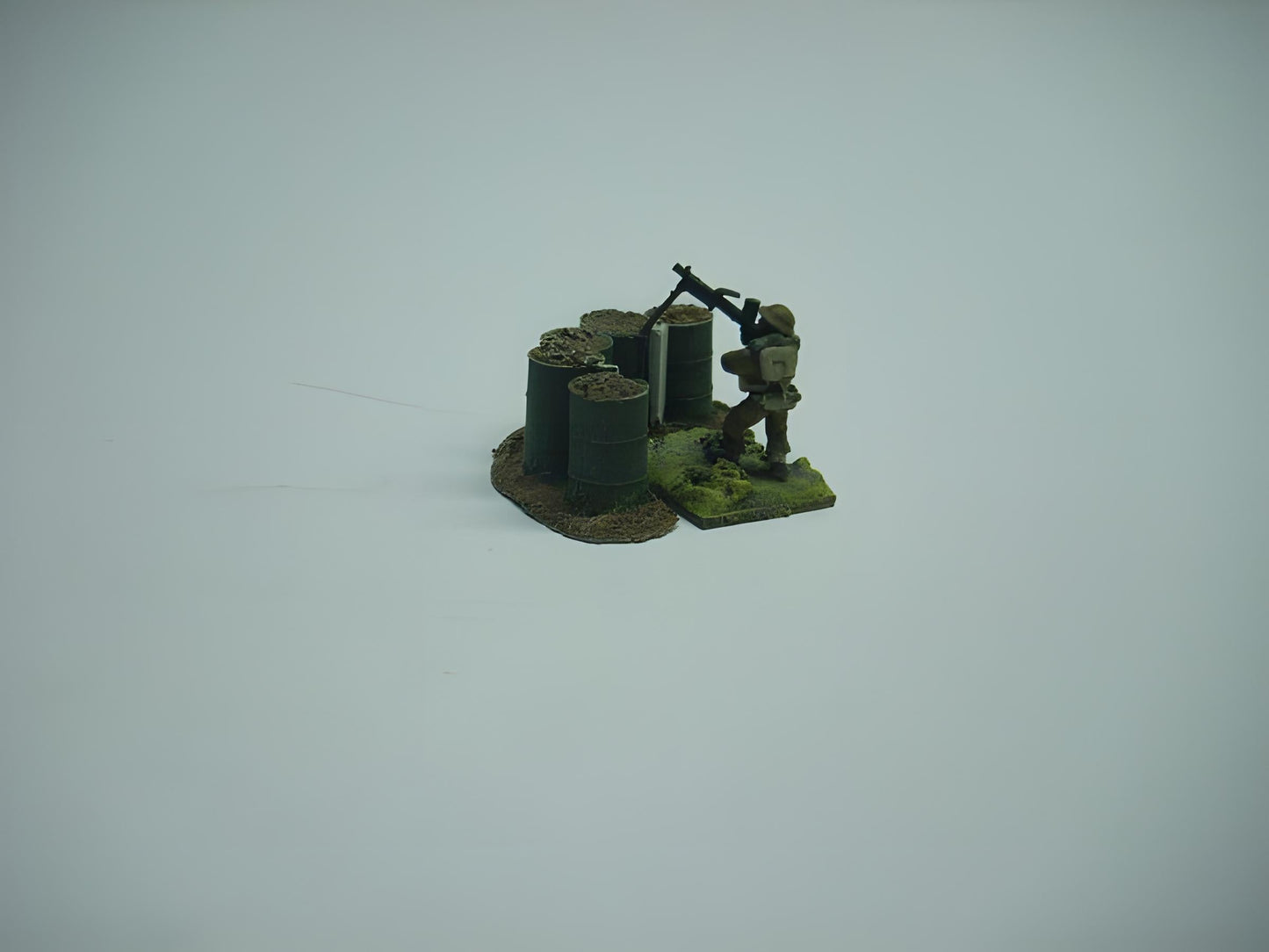1:72 EARTH FILLED OIL DRUM DEFENSE