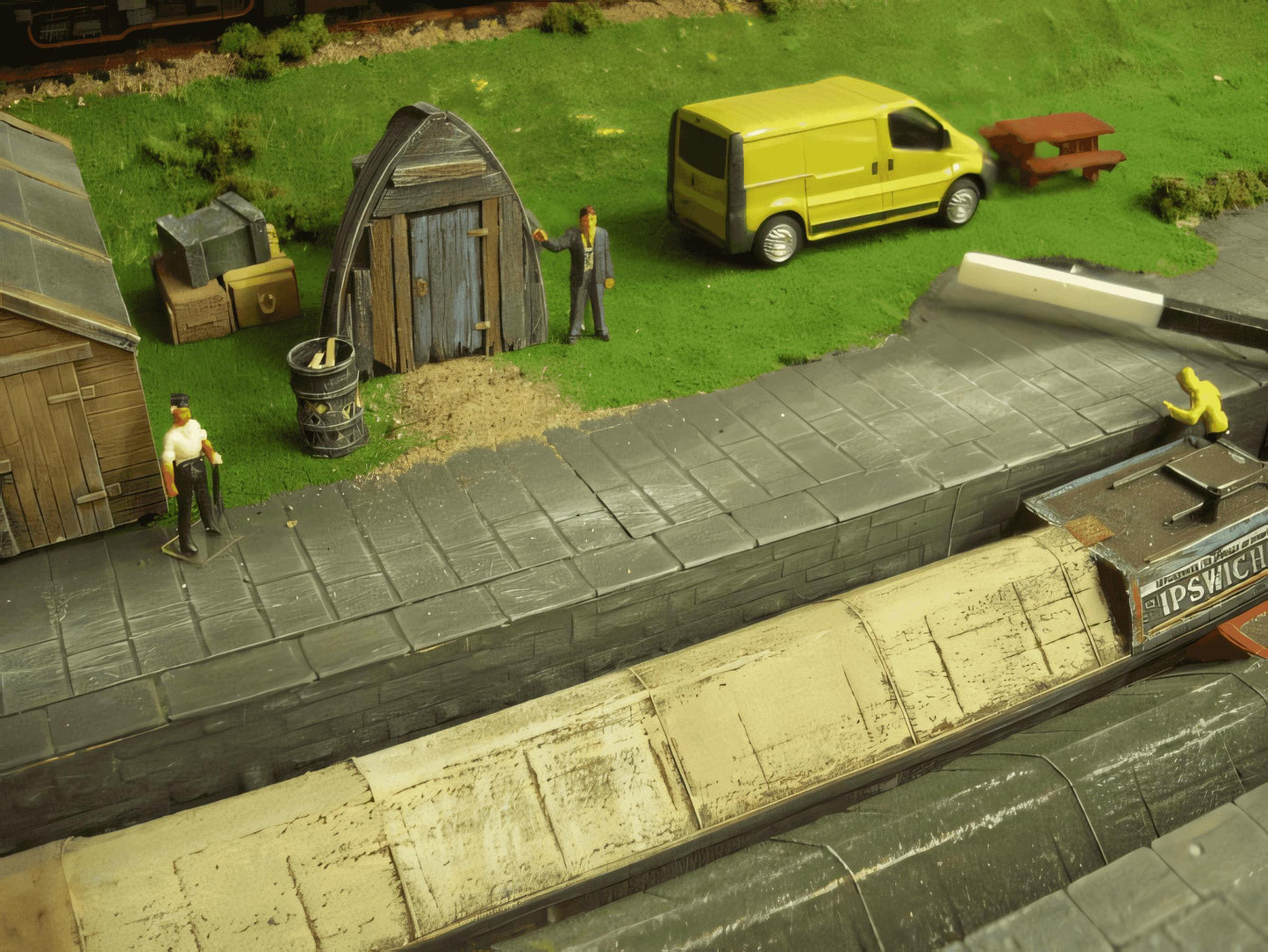 1:76 SHED MADE FROM OLD BOAT HULL