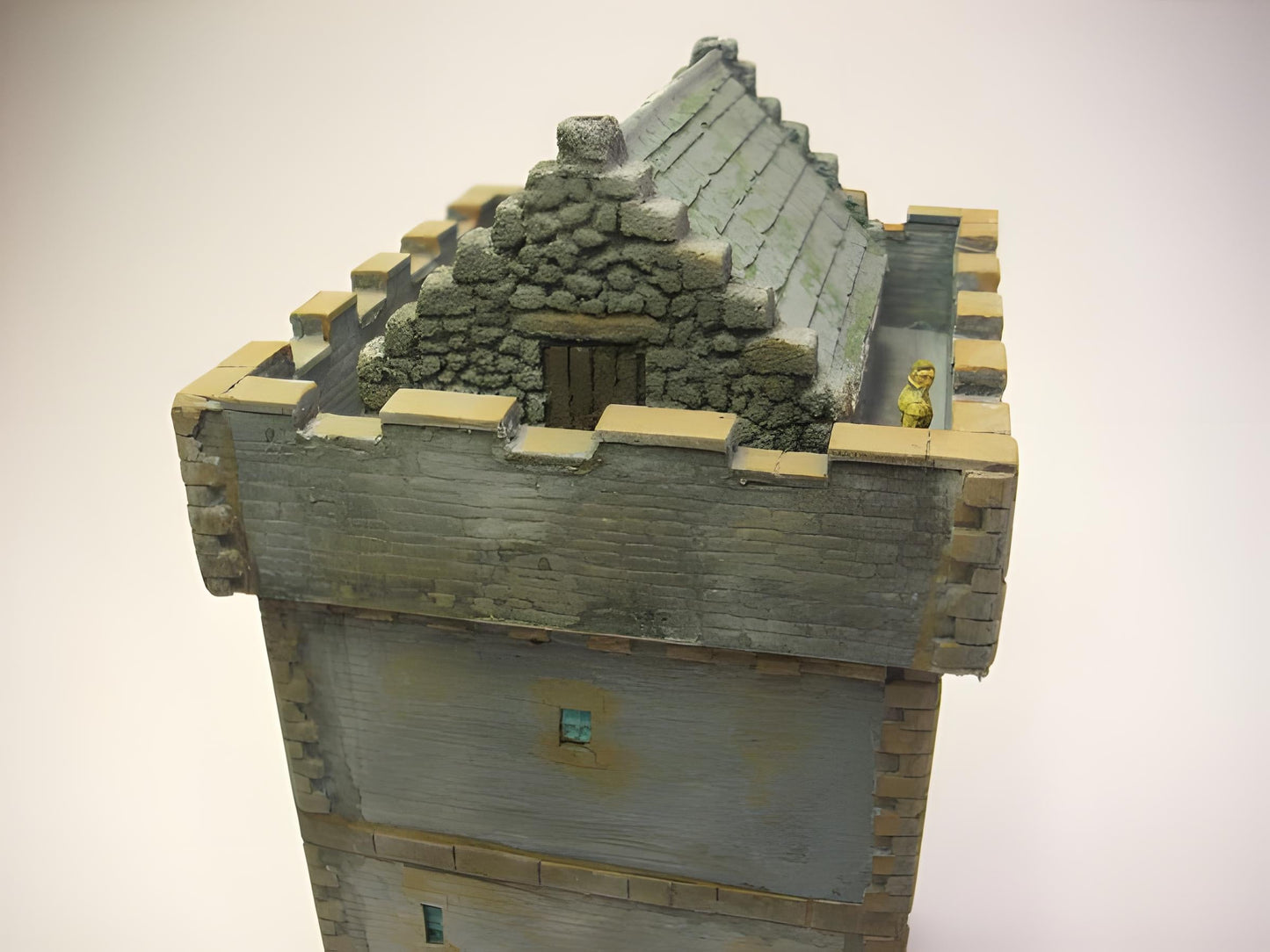 1:76 SCOTTISH CASTLE OR TOWER HOUSE