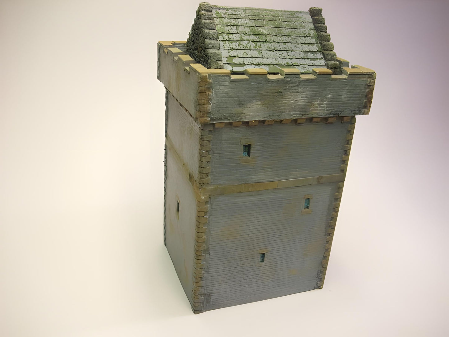 1:76  SCOTTISH CASTLE OR TOWER HOUSE