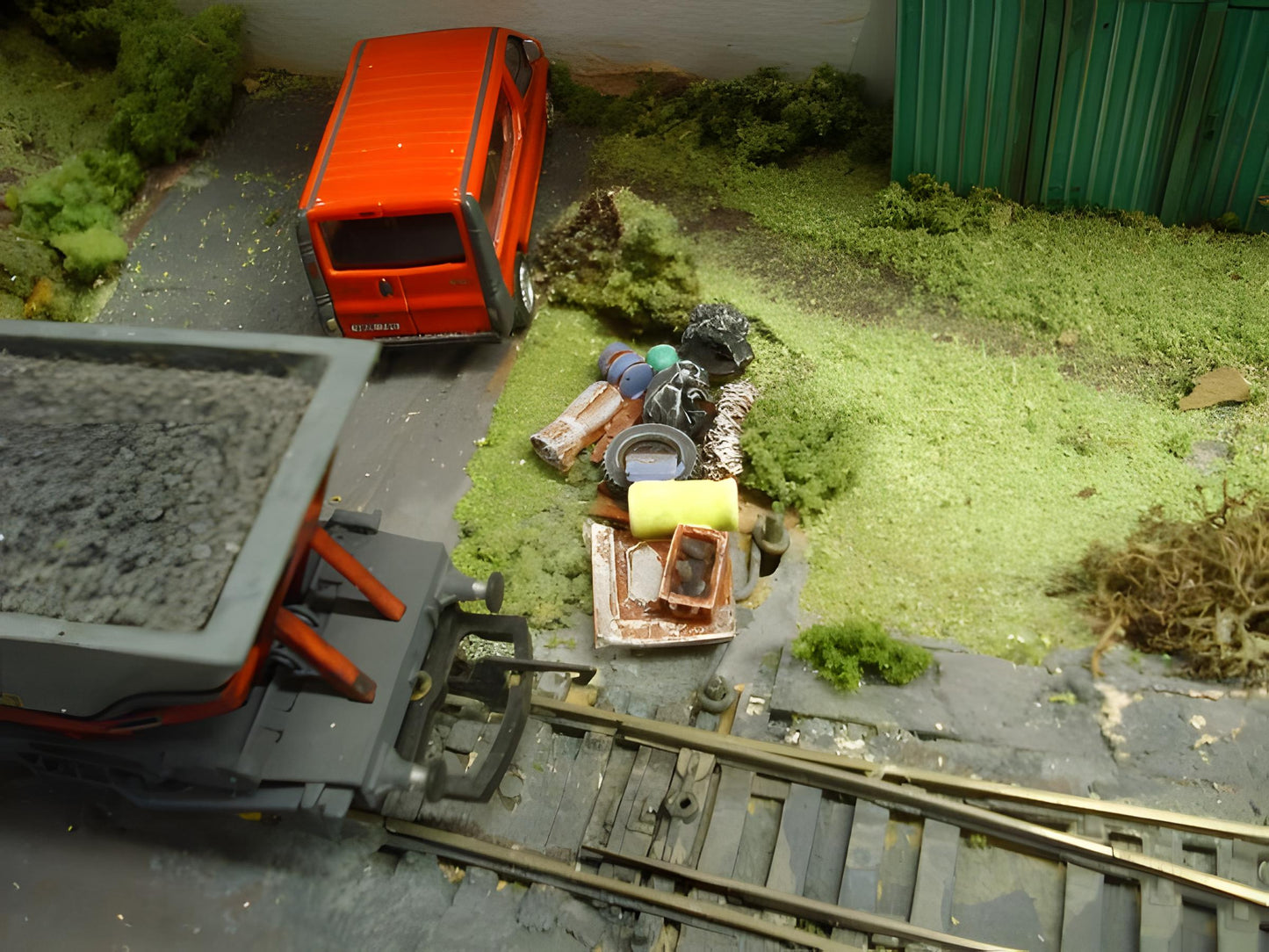 1:76 FLY TIPPING MESS