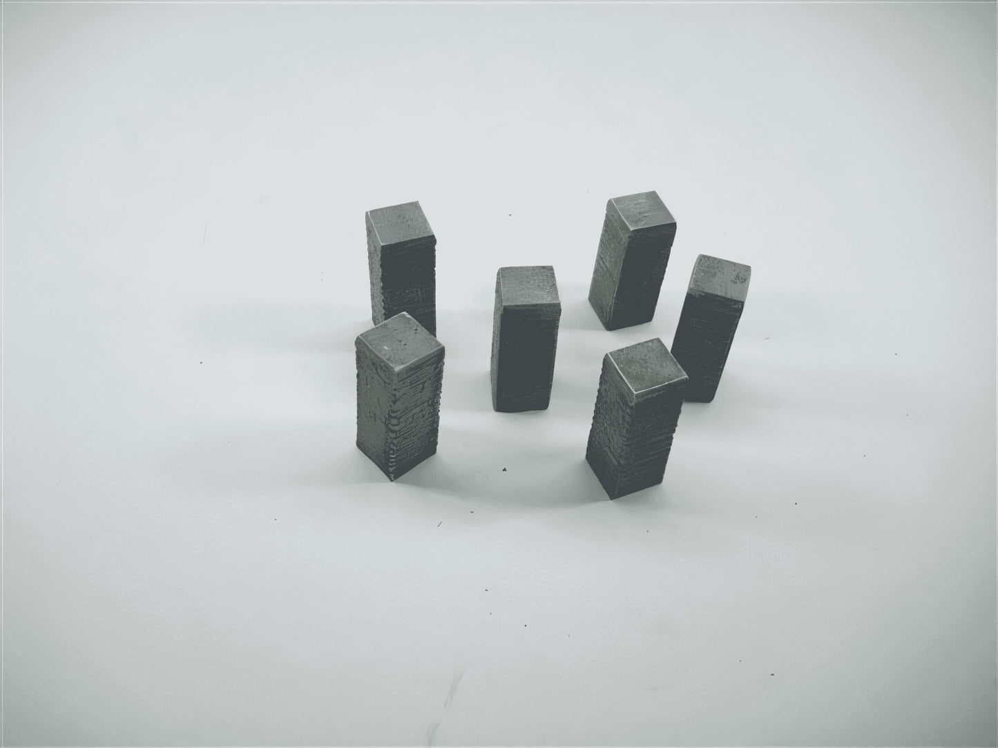 1:76  STONE WALL COLUMN x 6