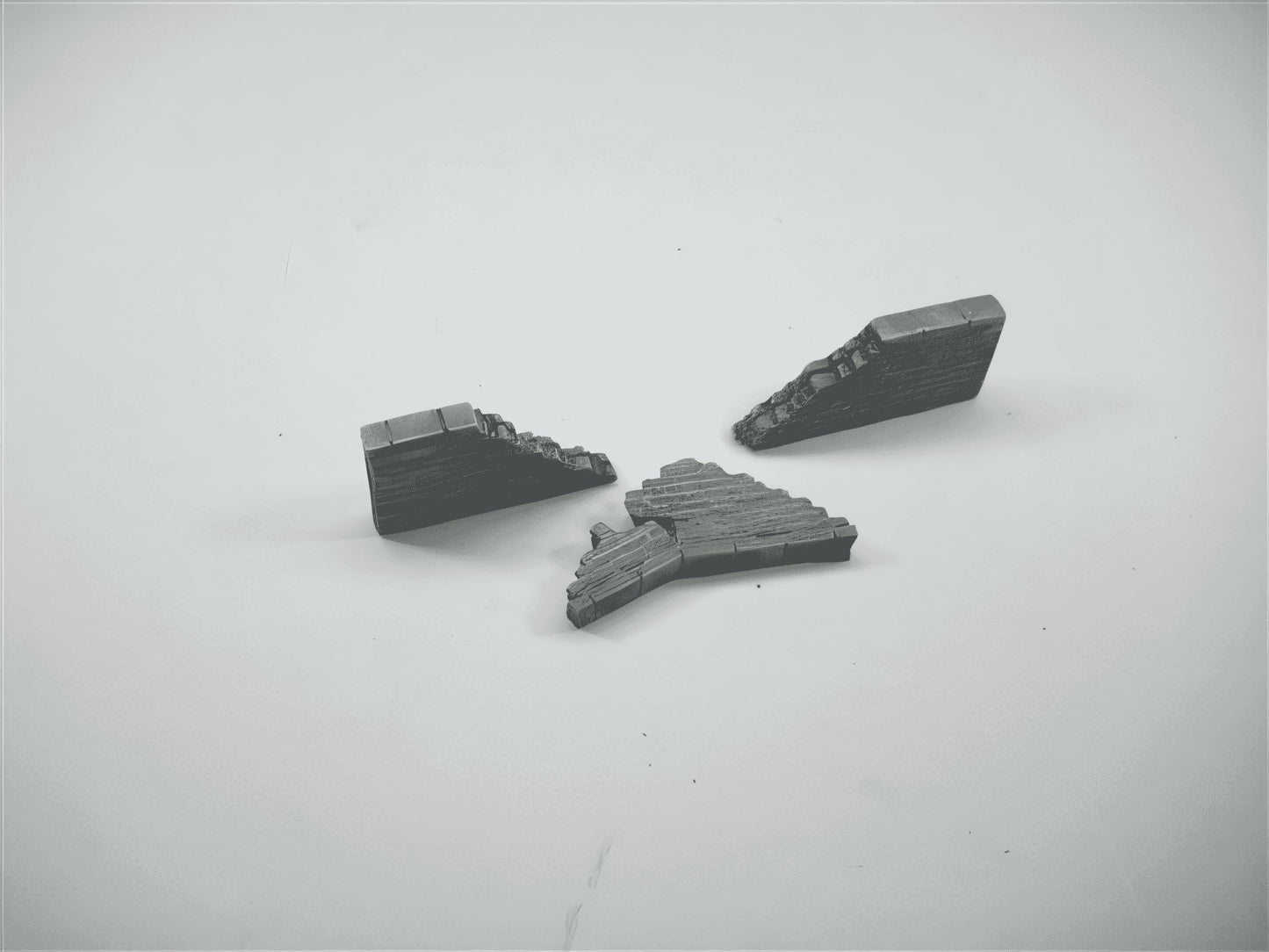 1:76 STONE WALL WITH COLLAPSED SECTION