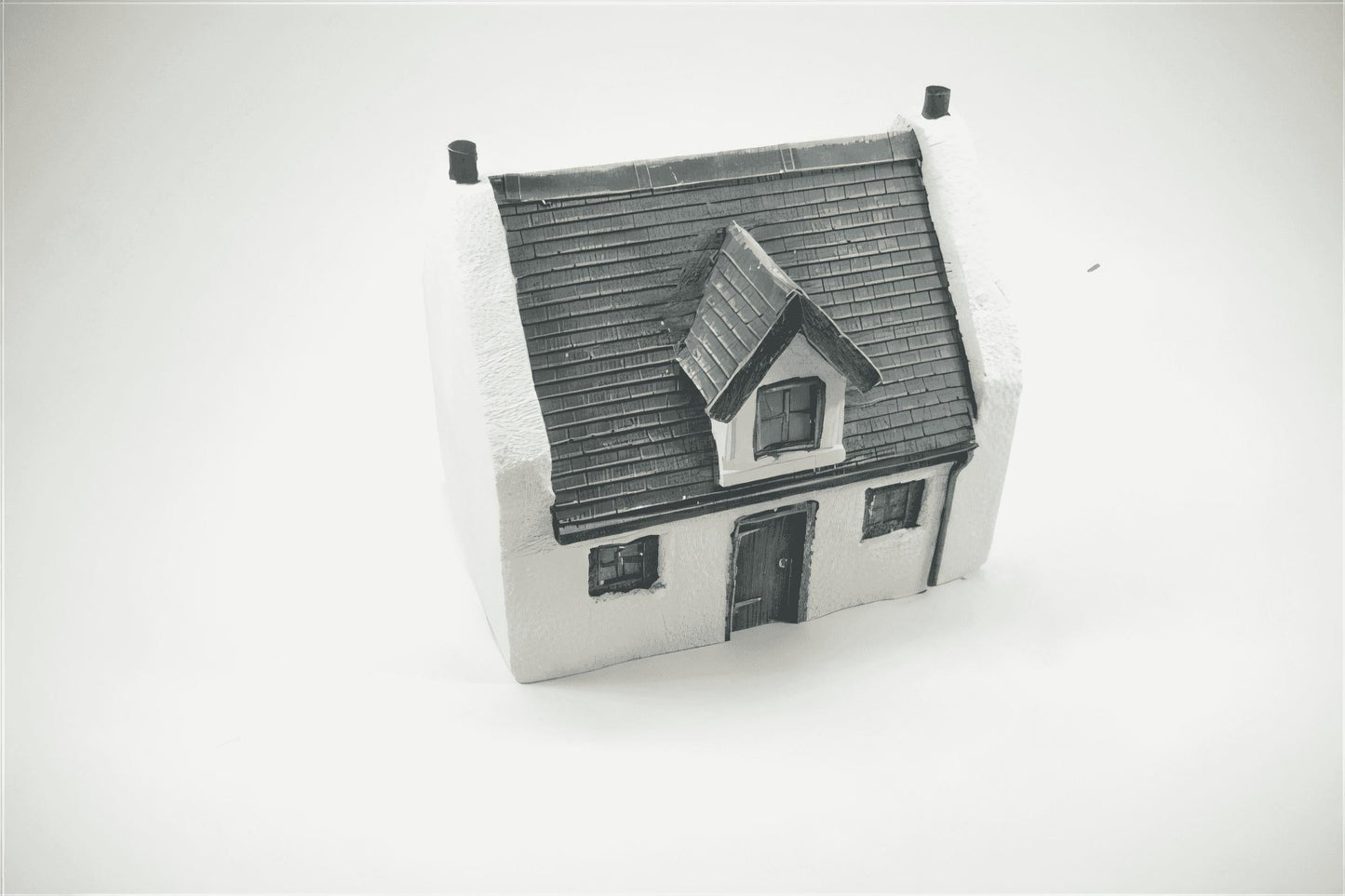 1:76 VICTORIAN HIGHLAND COTTAGE