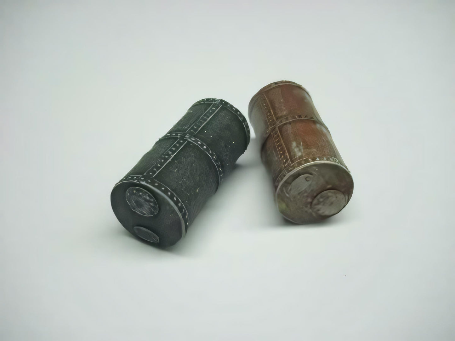 1:76 RUSTY BOILER (2 pieces)