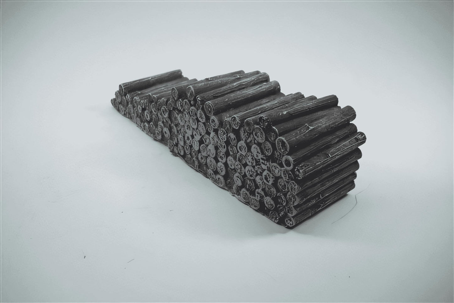 1:76 LOG PILE