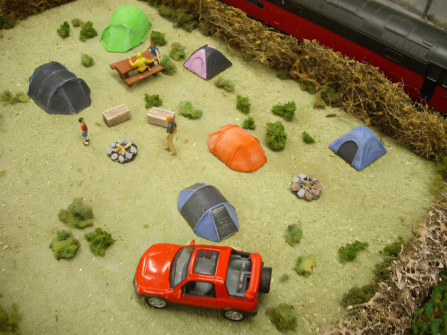 1:76 MODERN TENTS X 6