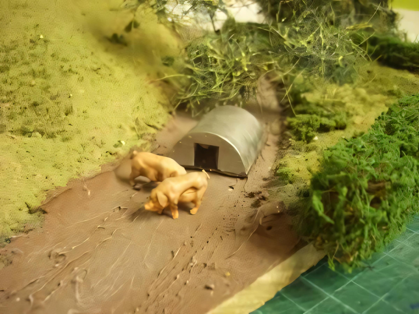 1:76 PIG SHELTER