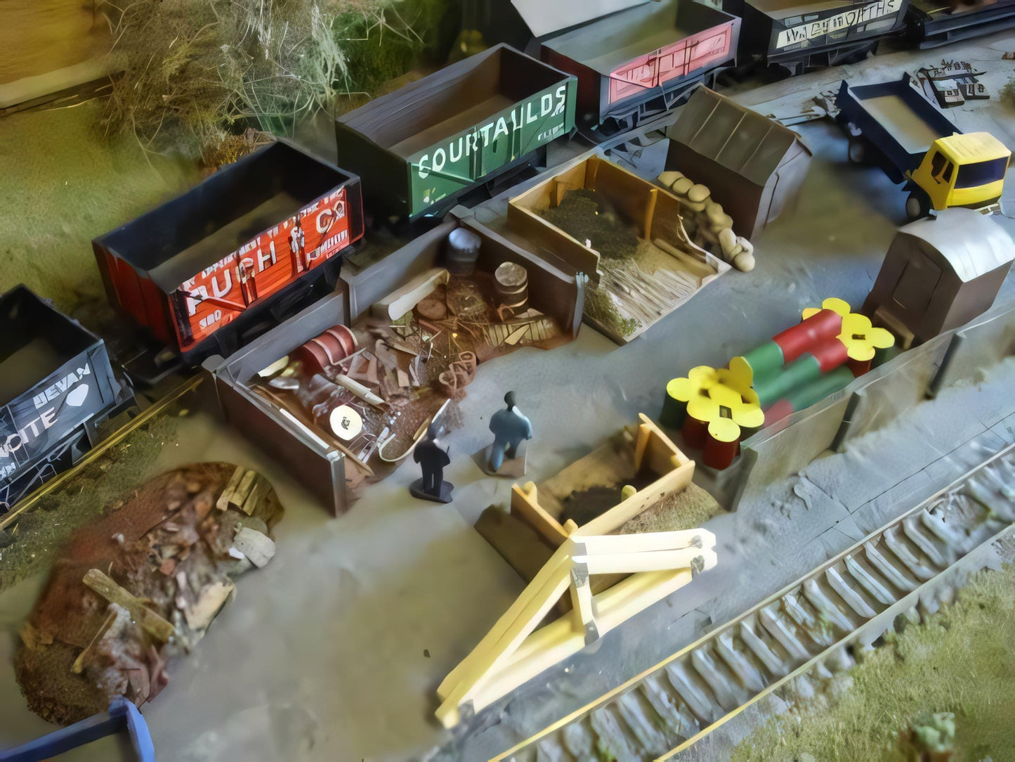 1:76 SMALL WORKS YARD
