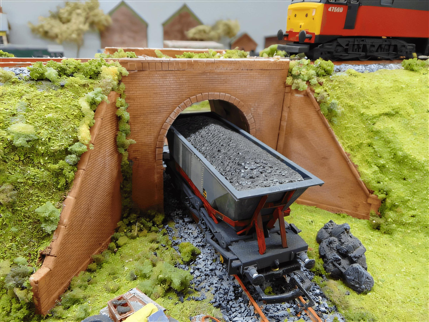 1:76 1/2 RAIL BRIDGE or TUNNEL MOUTH